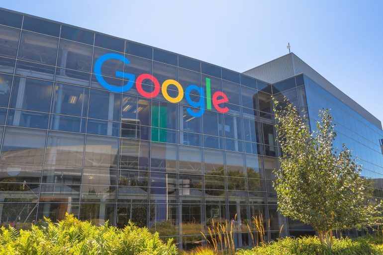 Google offices bulding surrounded by trees